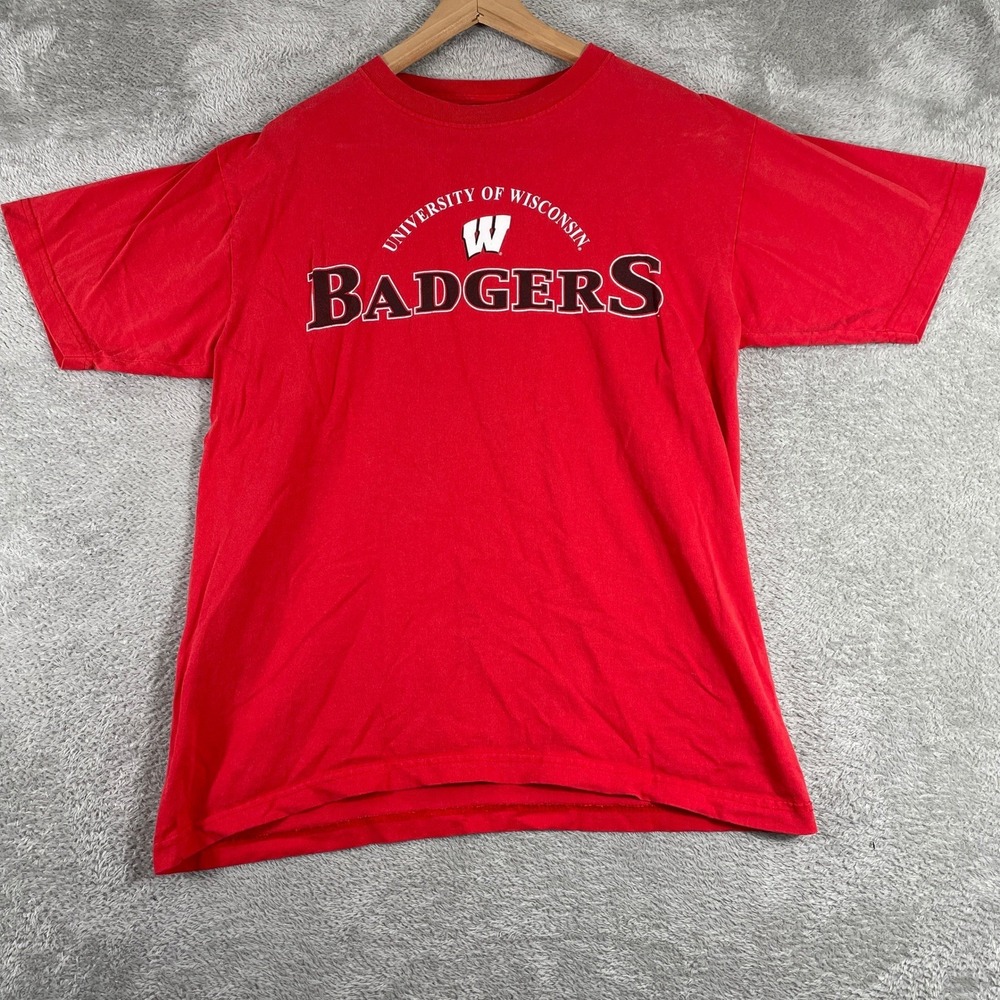 Wisconsin Badgers T-Shirt Mens Large Red NCAA University College Vintage